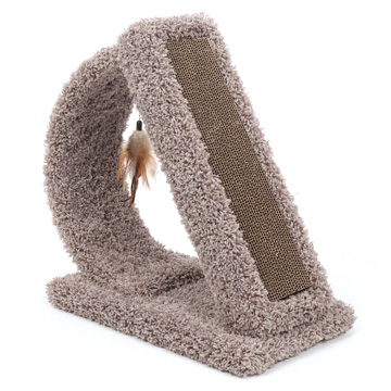 Angled scratching post best sale